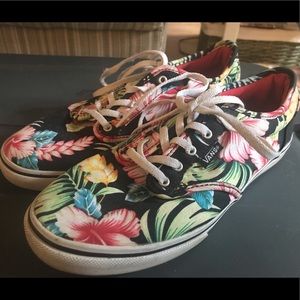 Vans Tropical Floral Hawaiian tennis shoes size 8